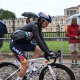Primoz Roglic au départ de la 16e étape ce mardi 27 mai. KEYSTONE/EPA/LUCA ZENNARO